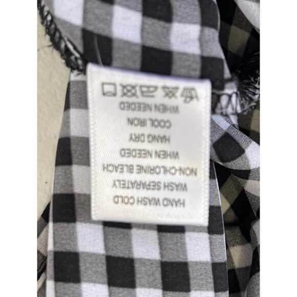 Quintessential Womens Medium Top - Picture 8 of 8